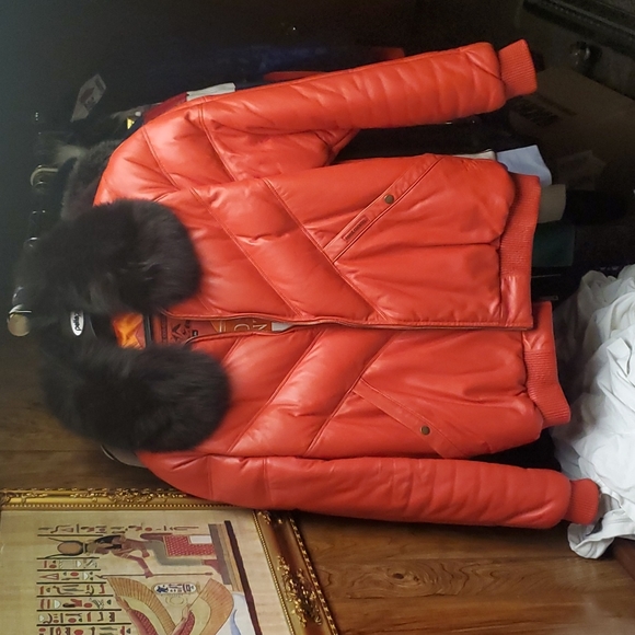 Goose Country Leather Coat w/Fox fur - Picture 1 of 4